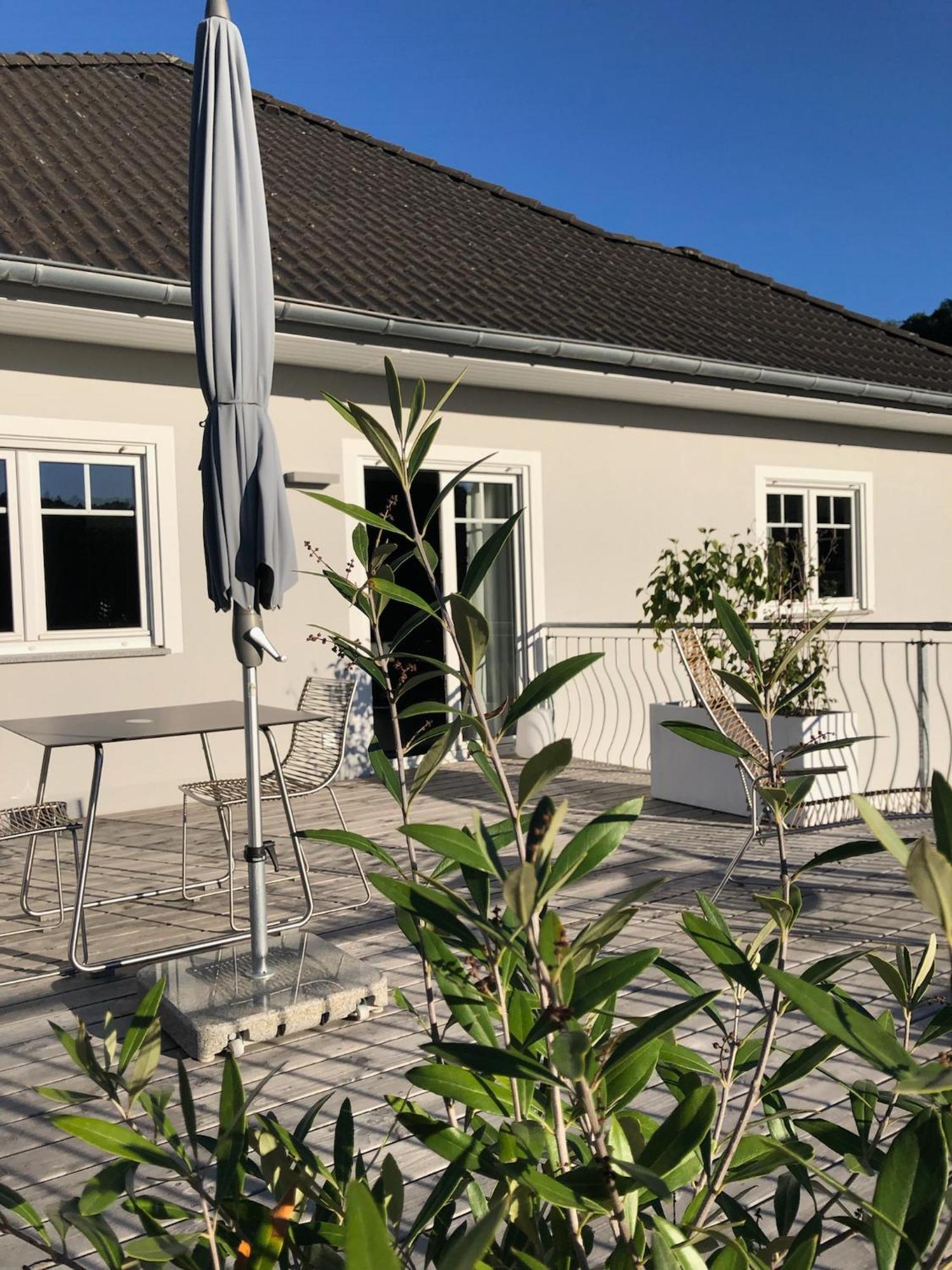 Stilvolle Wohnung Fuer 2-3 Personen - Mit Riesiger Dachterrasse Haigerloch Extérieur photo